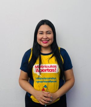 Educadora Josivani Moreira